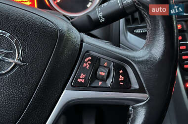Универсал Opel Astra 2014 в 
