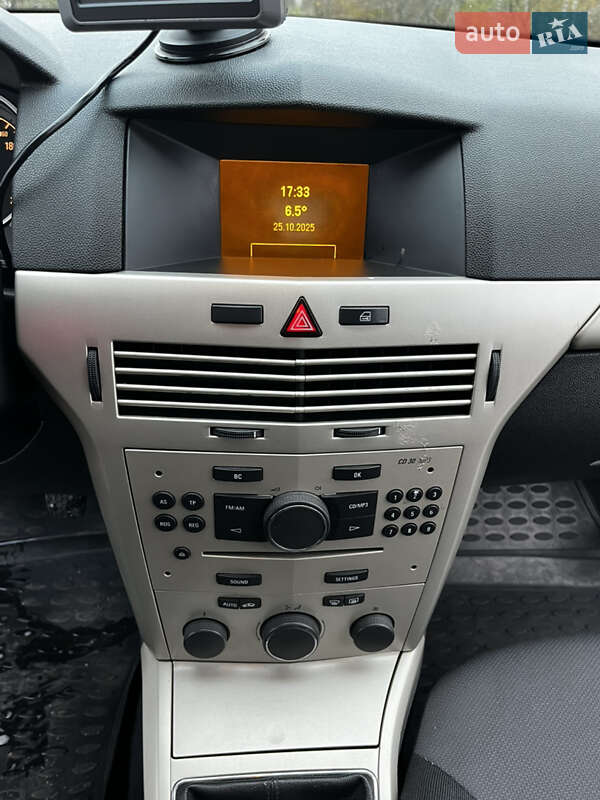 Хэтчбек Opel Astra 2008 в Звягеле фото 17 Хэтчбек Opel Astra 2008 в Звягеле