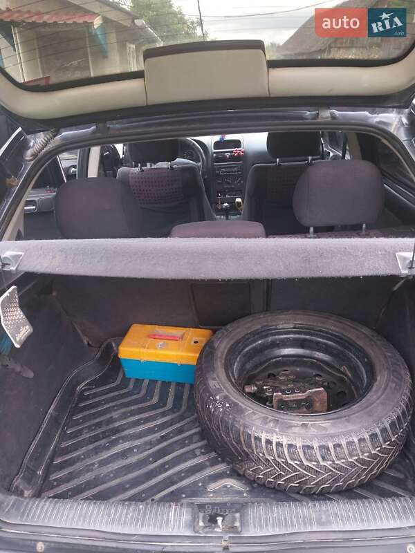 Хэтчбек Opel Astra 1999 в Журавном