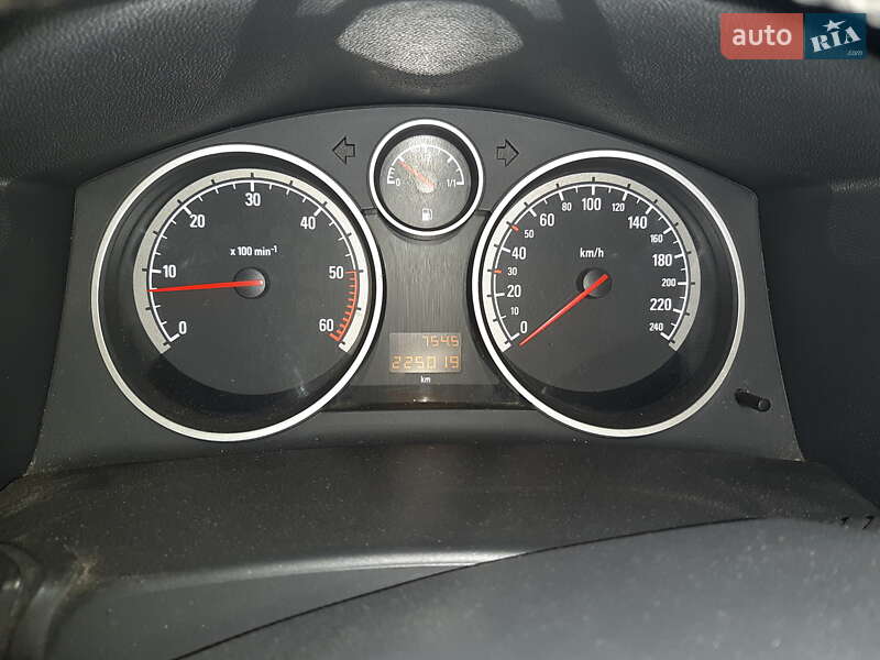 Универсал Opel Astra 2007 в Сторожинце