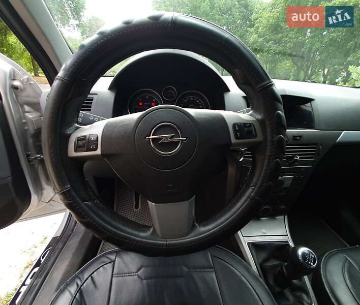 Универсал Opel Astra 2005 в Кропивницком фото 10 Универсал Opel Astra 2005 в Кропивницком