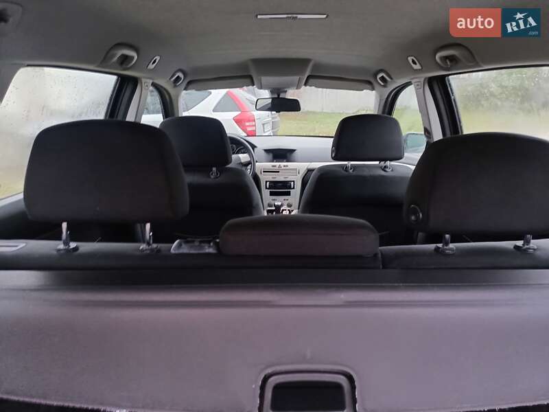 Универсал Opel Astra 2007 в Черкассах