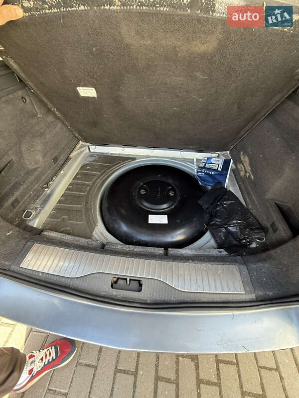 Універсал Opel Astra 2009 в Рівному