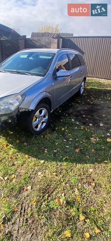 Универсал Opel Astra 2004 в Городище