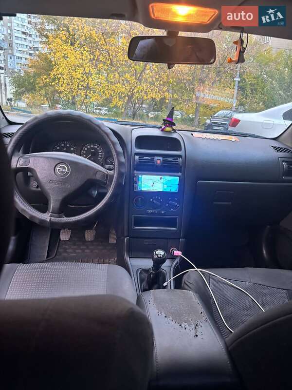 Седан Opel Astra 2007 в Киеве