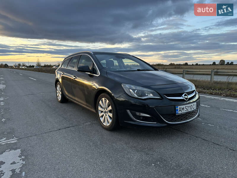Универсал Opel Astra 2013 в Житомире фото 5 Универсал Opel Astra 2013 в Житомире