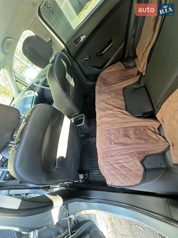 Универсал Opel Astra 2013 в Бережанах