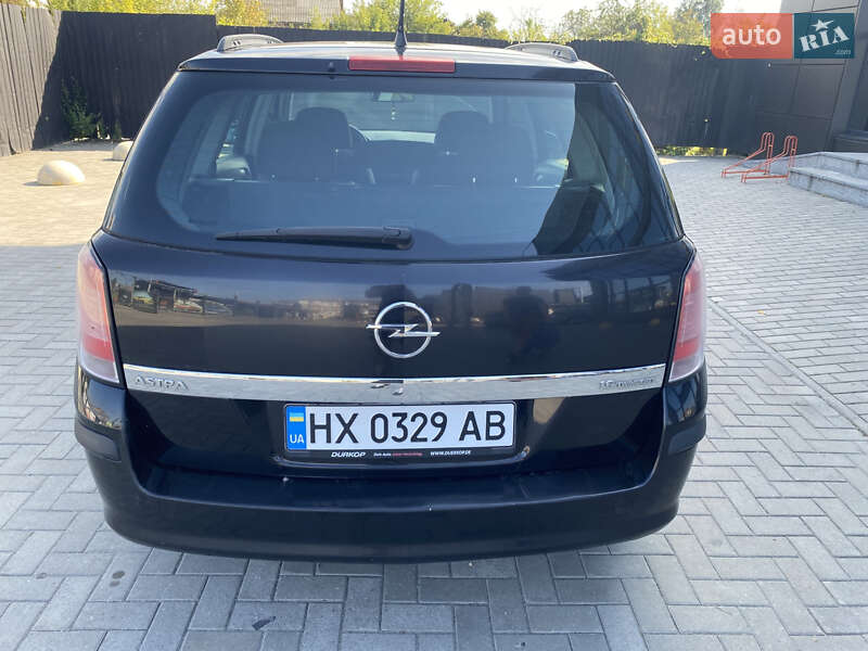 Универсал Opel Astra 2004 в Шепетовке