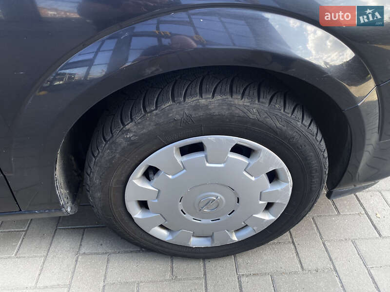 Универсал Opel Astra 2004 в Шепетовке