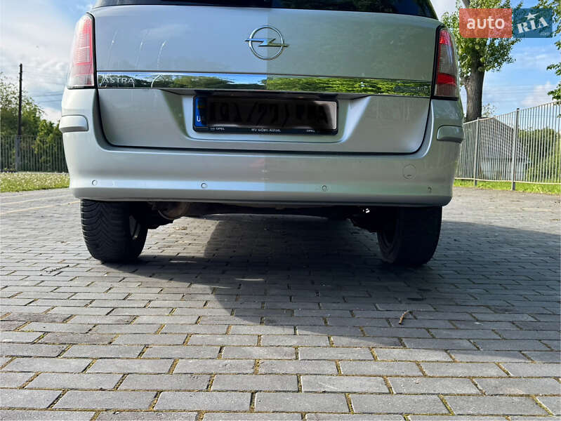Универсал Opel Astra 2010 в Вишневце фото 15 Универсал Opel Astra 2010 в Вишневце