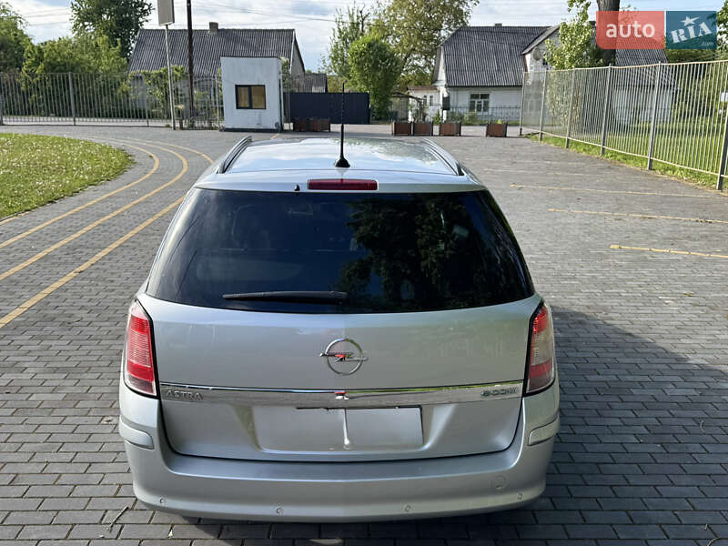 Универсал Opel Astra 2010 в Вишневце фото 16 Универсал Opel Astra 2010 в Вишневце