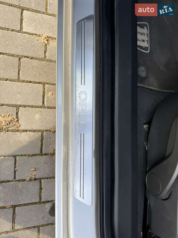 Универсал Opel Astra 2010 в Вишневце фото 38 Универсал Opel Astra 2010 в Вишневце