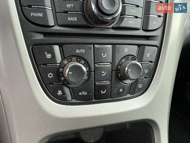 Универсал Opel Astra 2013 в Умани