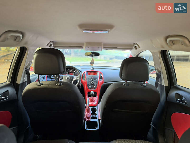 Универсал Opel Astra 2013 в Ровно фото 39 Универсал Opel Astra 2013 в Ровно