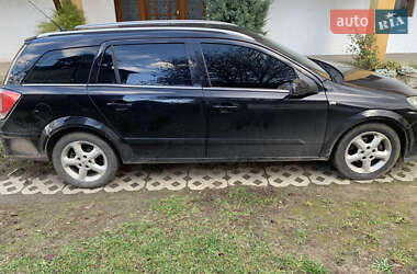 Універсал Opel Astra 2005 в Береговому