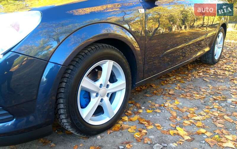 Кабріолет Opel Astra 2008 в Дніпрі фото 29 Кабріолет Opel Astra 2008 в Дніпрі