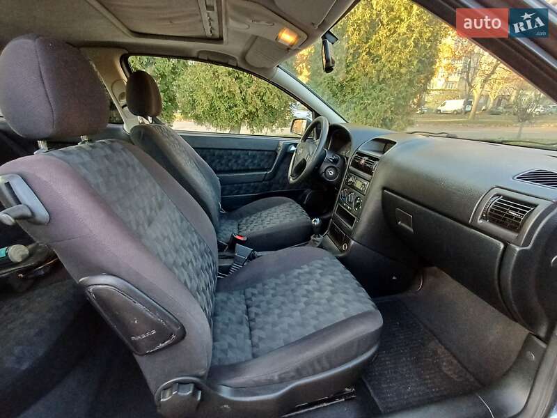 Купе Opel Astra 2000 в Калуше