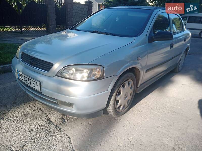 Opel Astra 2004