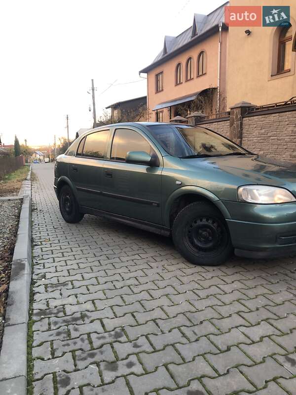 Хэтчбек Opel Astra 2000 в Ивано-Франковске
