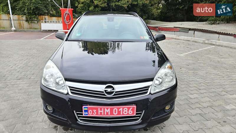 Універсал Opel Astra 2008 в Вінниці