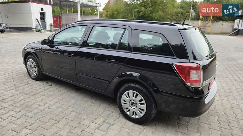 Універсал Opel Astra 2008 в Вінниці