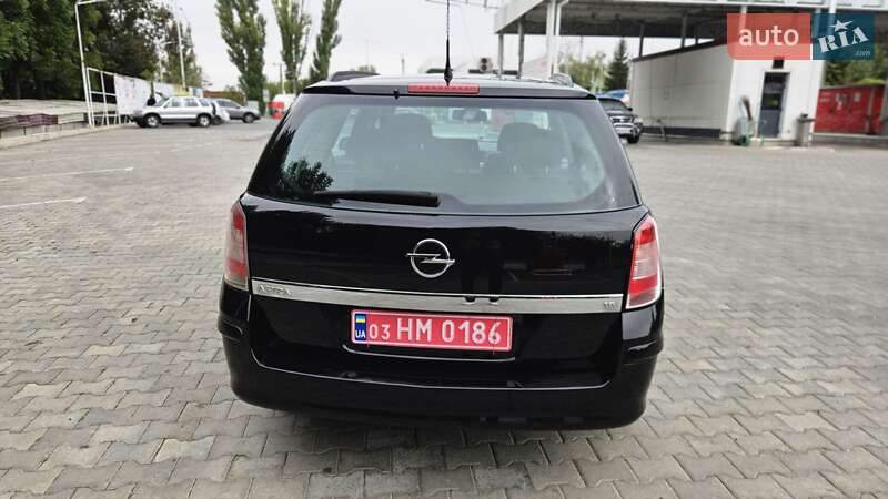 Універсал Opel Astra 2008 в Вінниці