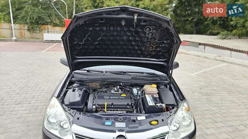 Універсал Opel Astra 2008 в Вінниці