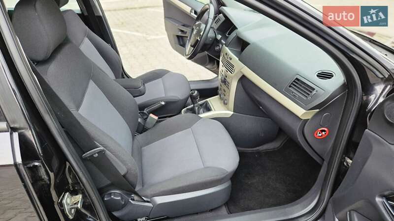 Універсал Opel Astra 2008 в Вінниці