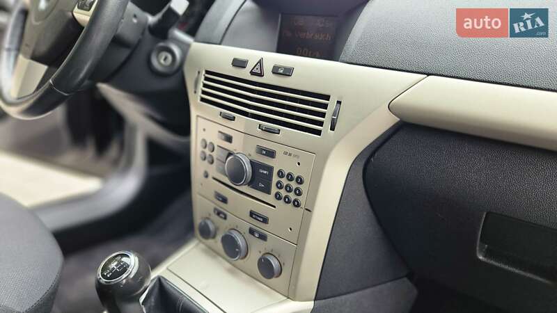 Універсал Opel Astra 2008 в Вінниці