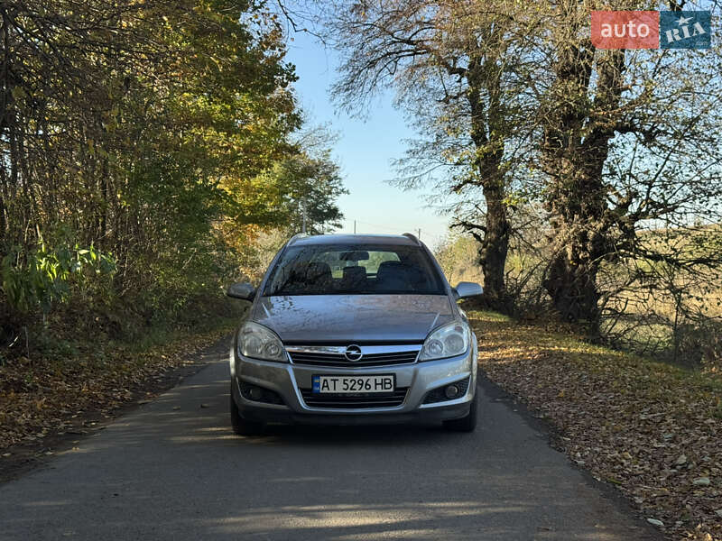 Универсал Opel Astra 2007 в Ивано-Франковске