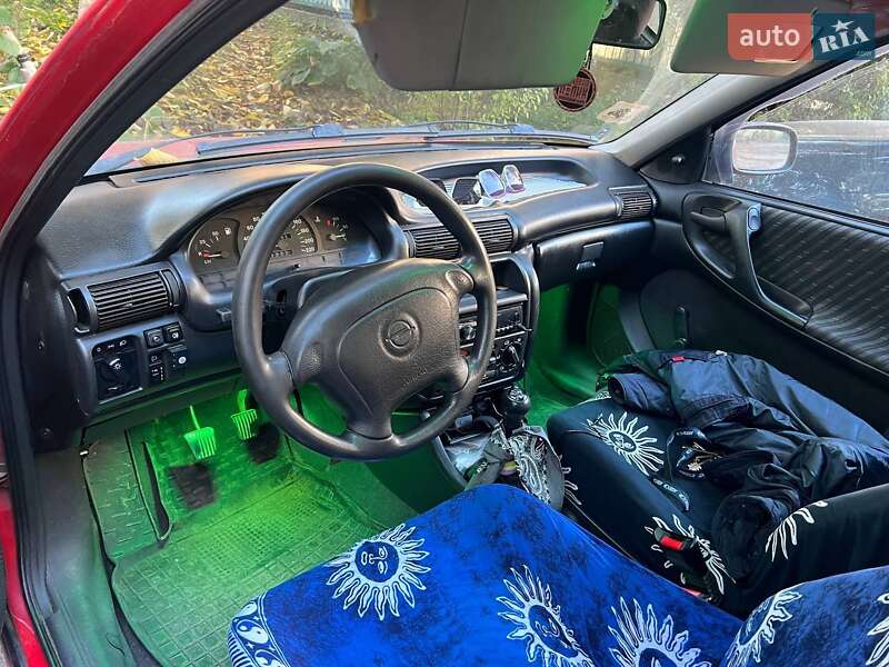 Хетчбек Opel Astra 1997 в Тернополі фото 7 Хетчбек Opel Astra 1997 в Тернополі