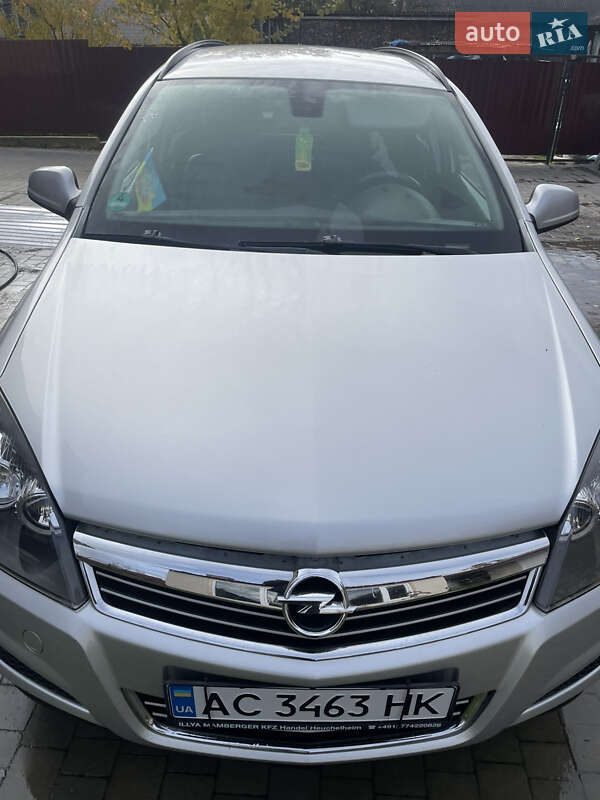 Универсал Opel Astra 2010 в Шацке фото 4 Универсал Opel Astra 2010 в Шацке