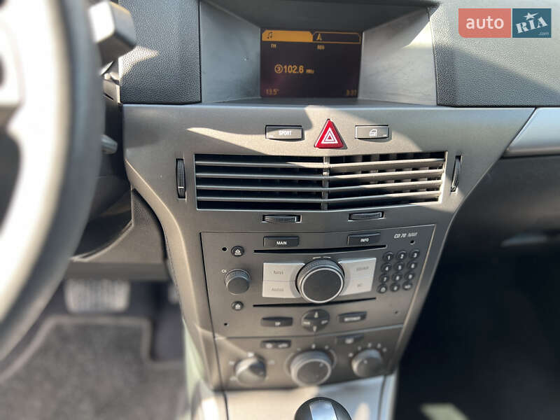 Хэтчбек Opel Astra 2005 в Ивано-Франковске фото 48 Хэтчбек Opel Astra 2005 в Ивано-Франковске