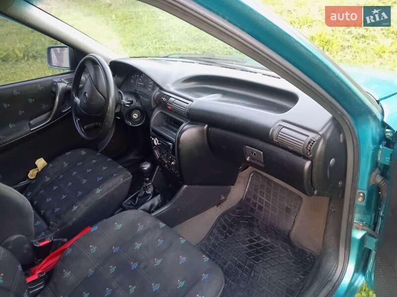 Хэтчбек Opel Astra 1994 в Бориславе