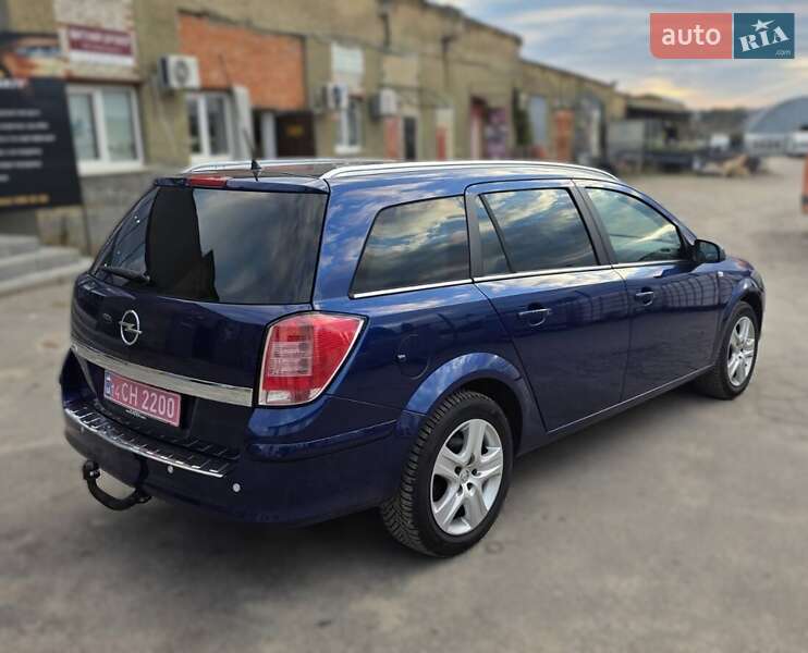 Универсал Opel Astra 2009 в Виннице