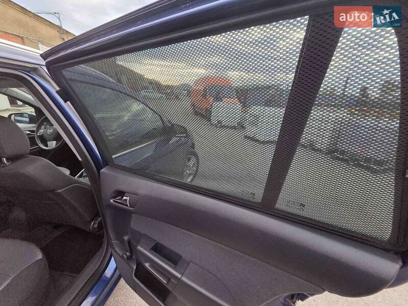 Универсал Opel Astra 2009 в Виннице