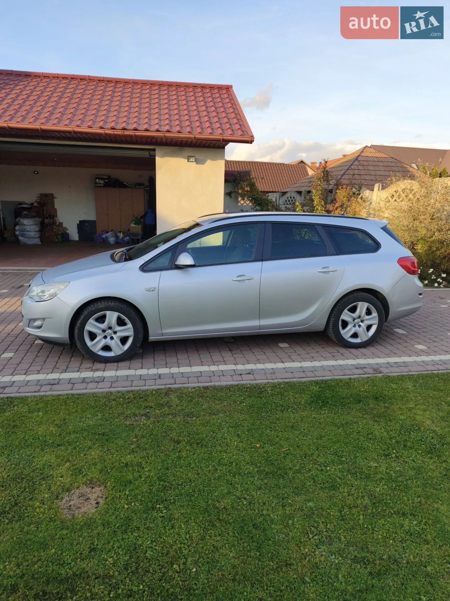2011 Opel Astra - мініатюра 12