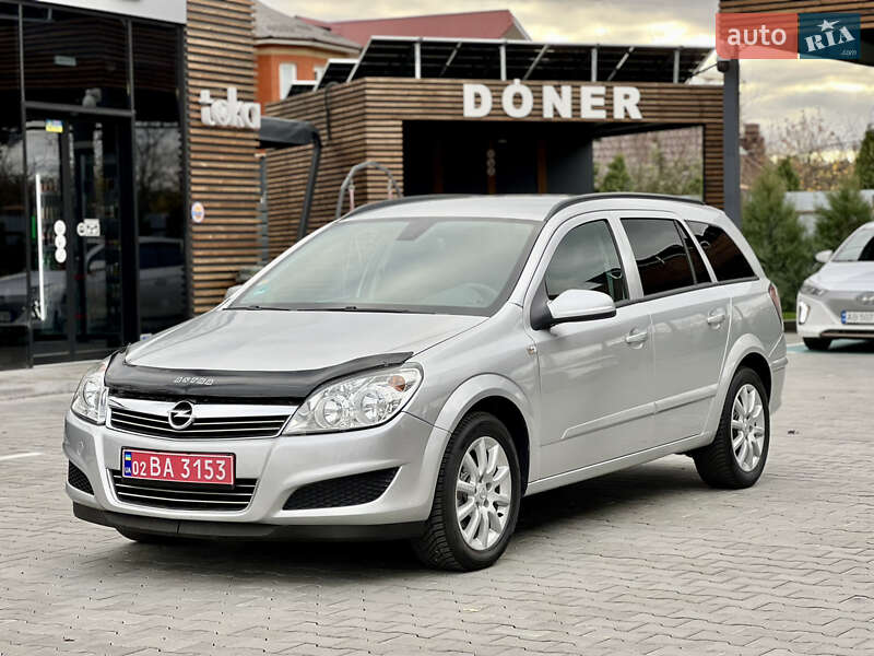 Универсал Opel Astra 2008 в Виннице
