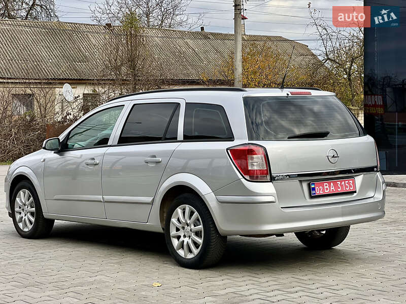 Универсал Opel Astra 2008 в Виннице