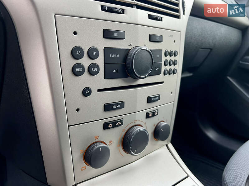 Универсал Opel Astra 2008 в Виннице