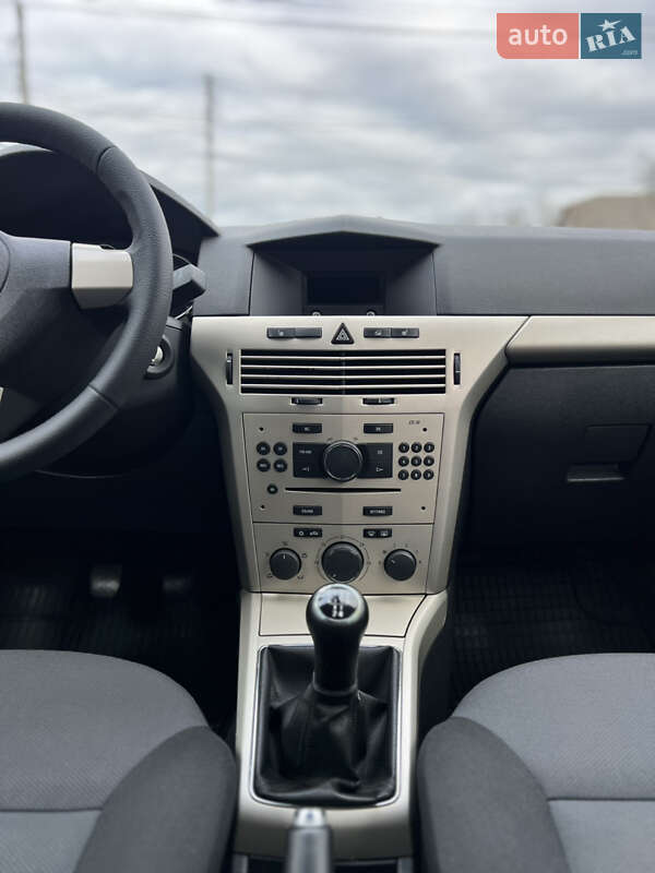 Универсал Opel Astra 2008 в Виннице