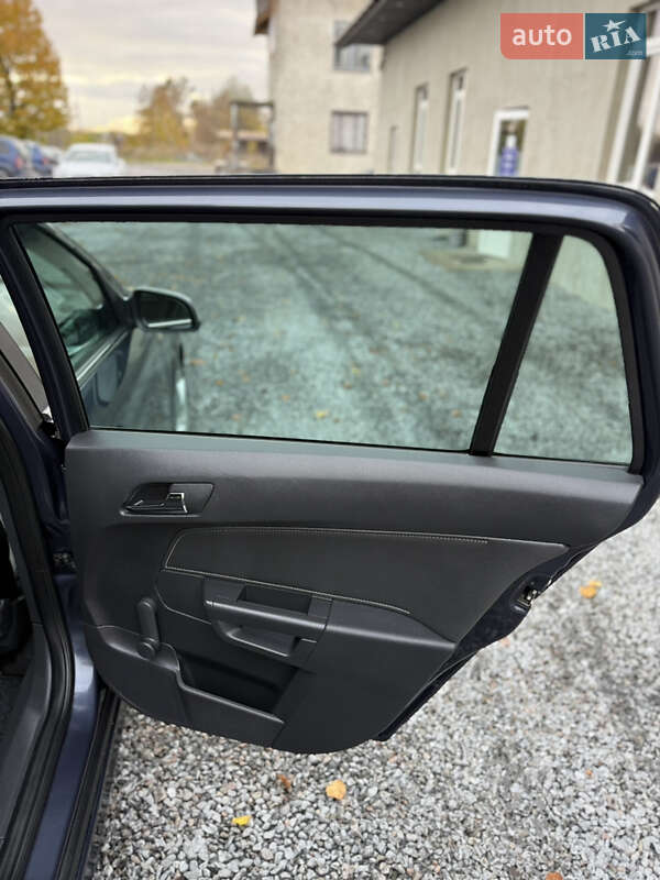 Универсал Opel Astra 2009 в Луцке фото 98 Универсал Opel Astra 2009 в Луцке