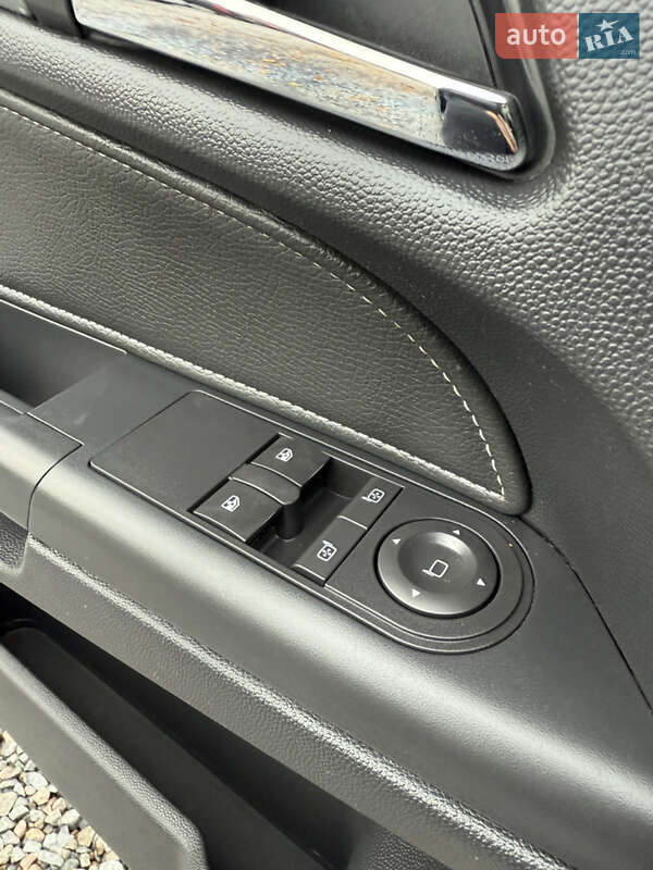 Универсал Opel Astra 2009 в Луцке фото 133 Универсал Opel Astra 2009 в Луцке