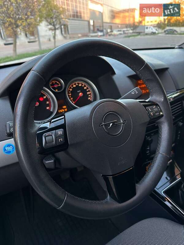 Універсал Opel Astra 2011 в Луцьку фото 40 Універсал Opel Astra 2011 в Луцьку