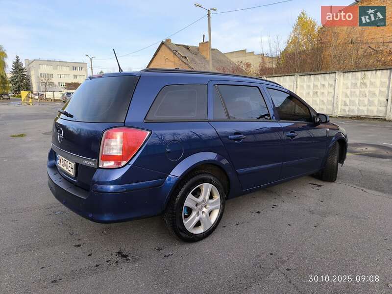 Универсал Opel Astra 2009 в Шепетовке