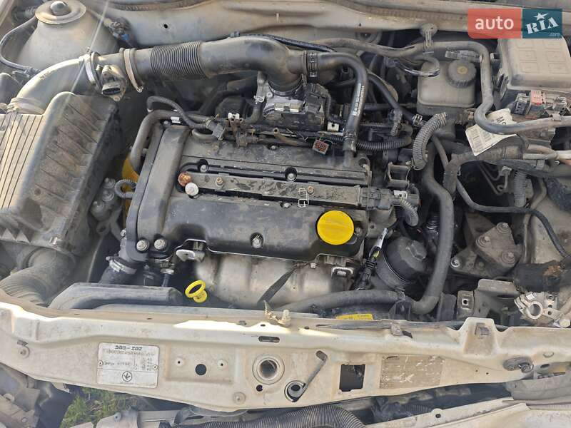 Седан Opel Astra 2006 в Шполі фото 14 Седан Opel Astra 2006 в Шполі