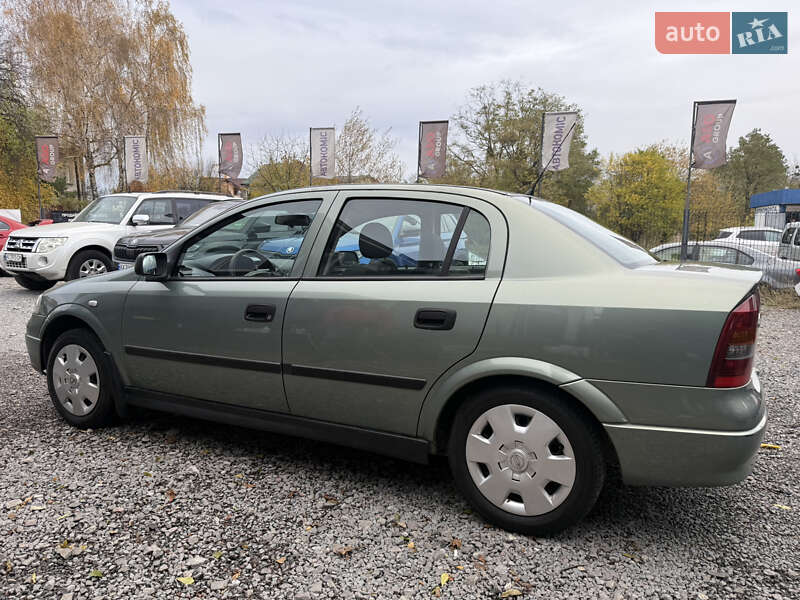 Седан Opel Astra 2006 в Львові фото 3 Седан Opel Astra 2006 в Львові