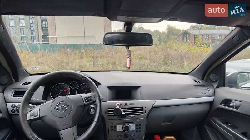 Хетчбек Opel Astra 2003 в Броварах фото 4 Хетчбек Opel Astra 2003 в Броварах
