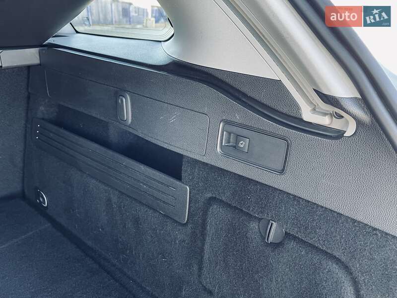 Универсал Opel Astra 2011 в Тернополе