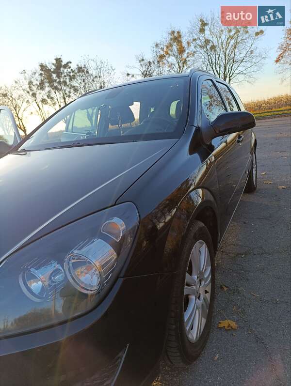 Универсал Opel Astra 2008 в Владимире фото 4 Универсал Opel Astra 2008 в Владимире